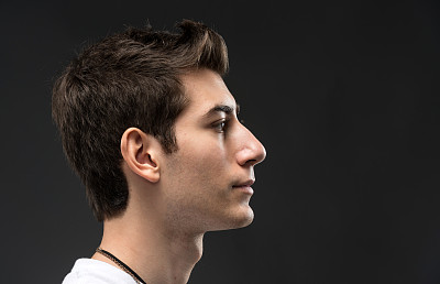 勃起时不怎么硬