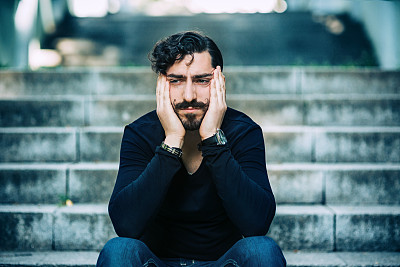 男人肾虚肾亏的现象